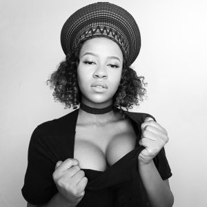 Envie folle d’un mec complice pour un verre virtuel chaud et des frissons par téléphone à Figeac profil--2497